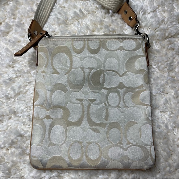 Coach white and brown with the classuc C design crossbody - Picture 9 of 9